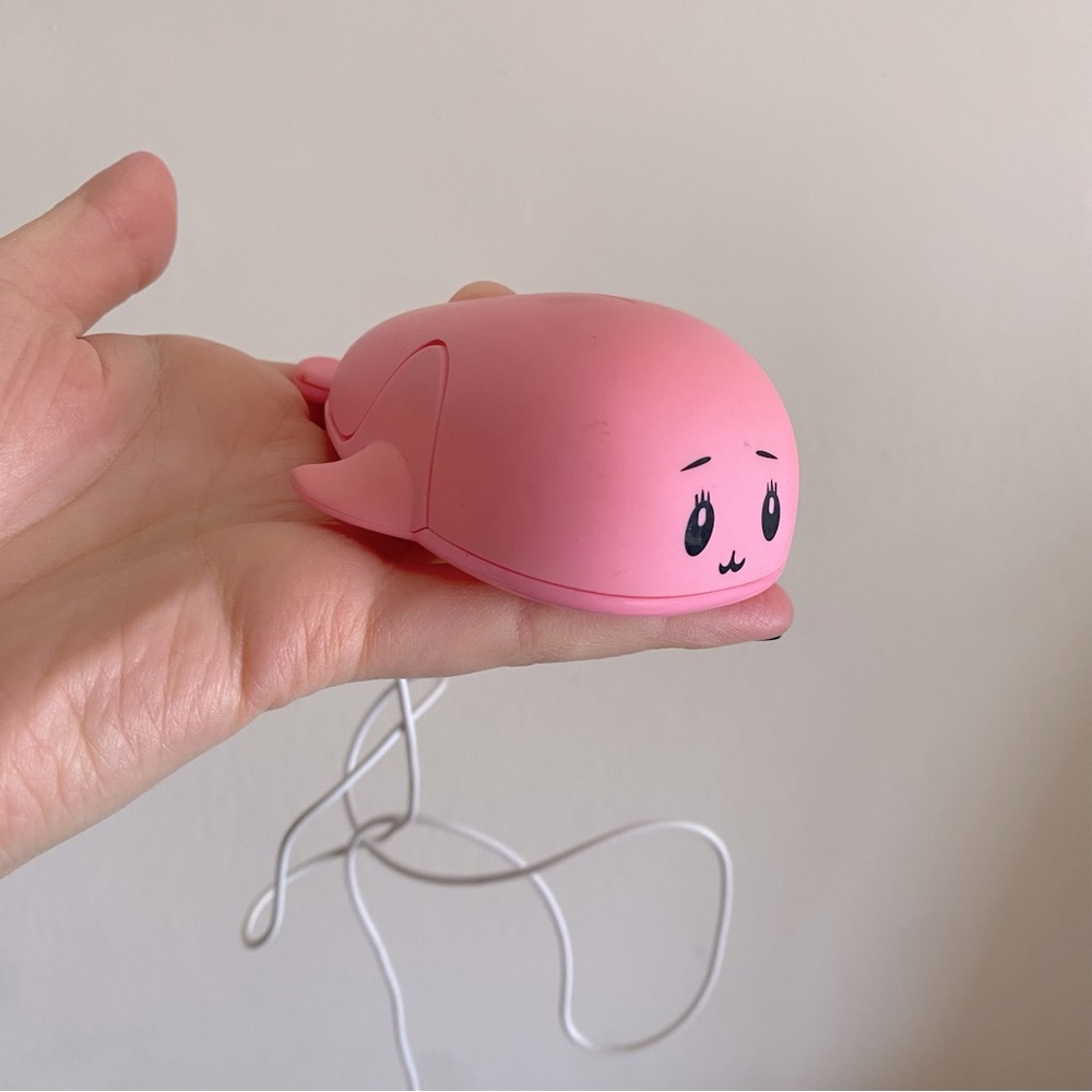 Forever 21 Kawaii Pink Whale Portable Mouse with USB Wire